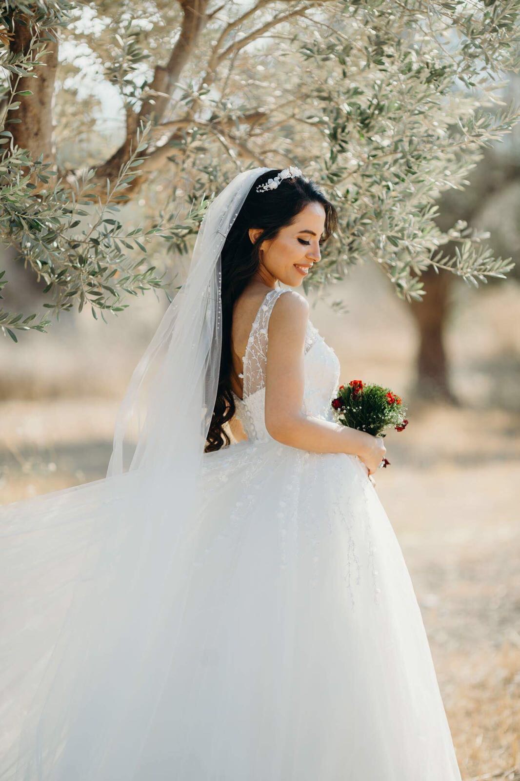 Haute Couture Gelinliği ile Modern bir Prenses: Merve Sarmış Girgin